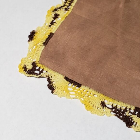 VTG HANKIE BROWN & YELLOW CROCHETED LACE EDGE HANDMADE POCKET SCARF ESTATE - Picture 5 of 10